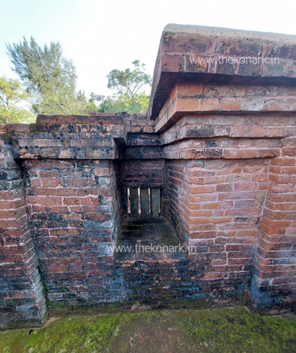 Inner wall of Vaishnava Temple Inner wall of Vaishnava Temple